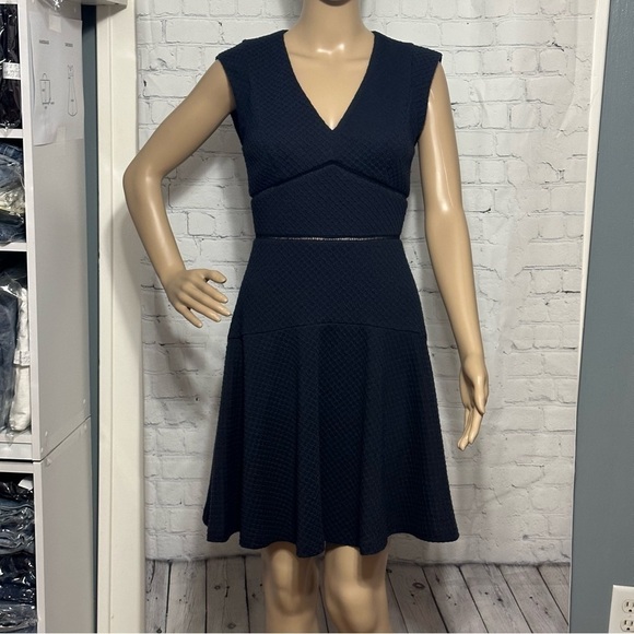 Rebecca Taylor - Picture 5 of 10